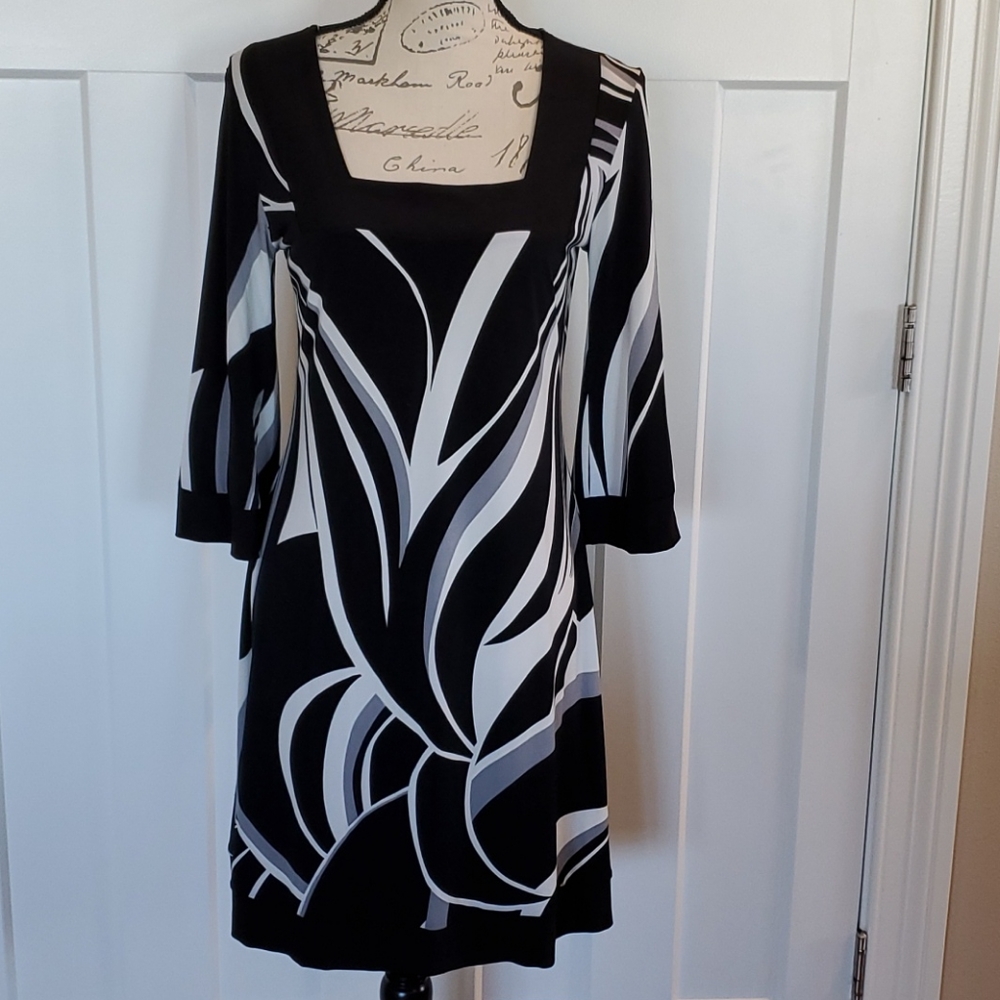 White House Black Market geometric print dress